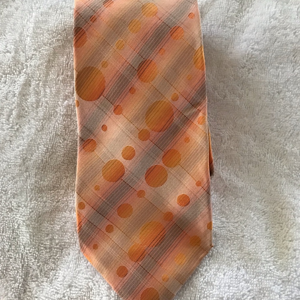 XMI Nordstrom’s modern tie 2/$15